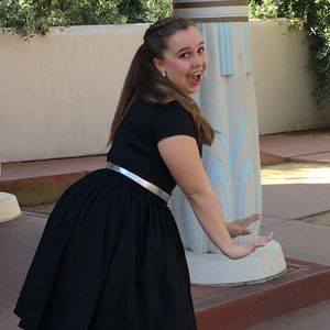 Meet Your Posher, Caitlin!